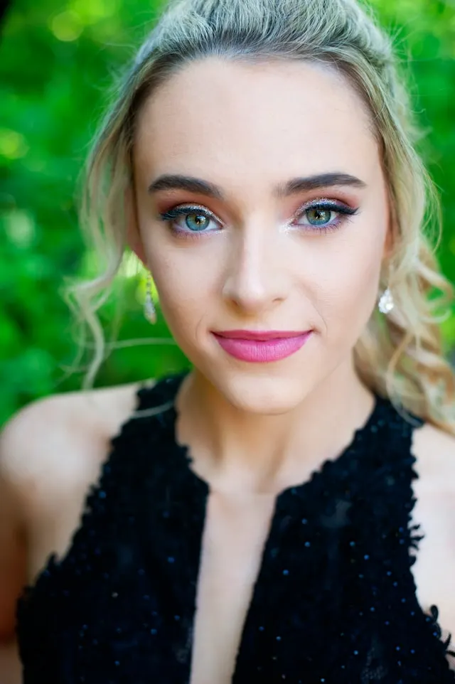 Amanda Collins